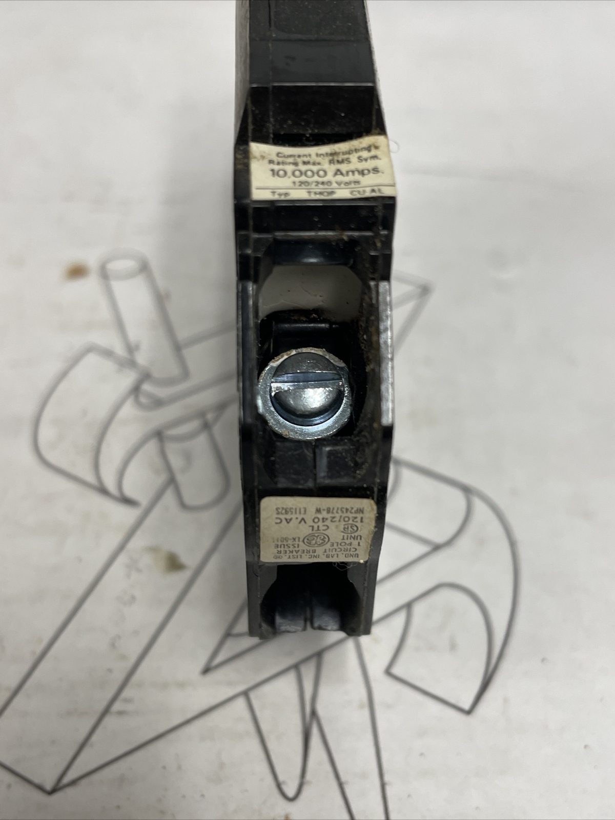 General Electric TQP115 – 15 Amp 1 Pole 120/240V Circuit Breaker Slim Line