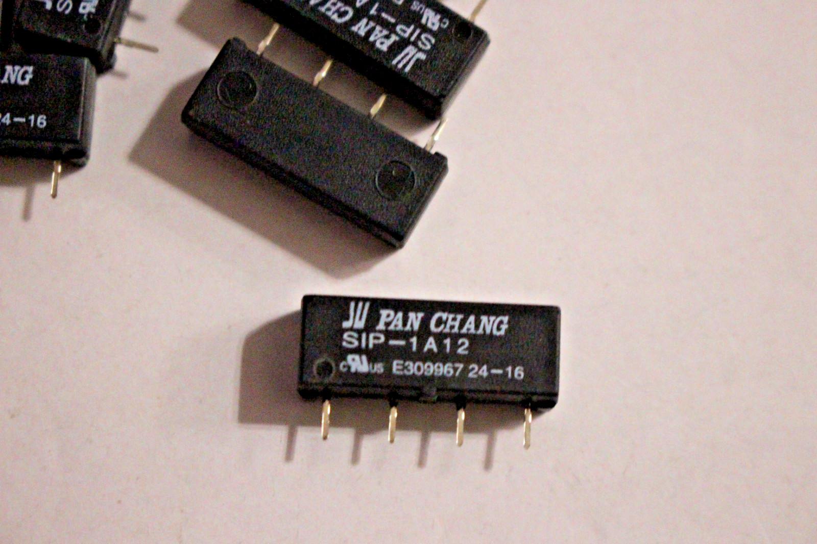 100 -PACK PAN CHANG SIP-1A12 REED RELAY SWTCH E309967 23-16