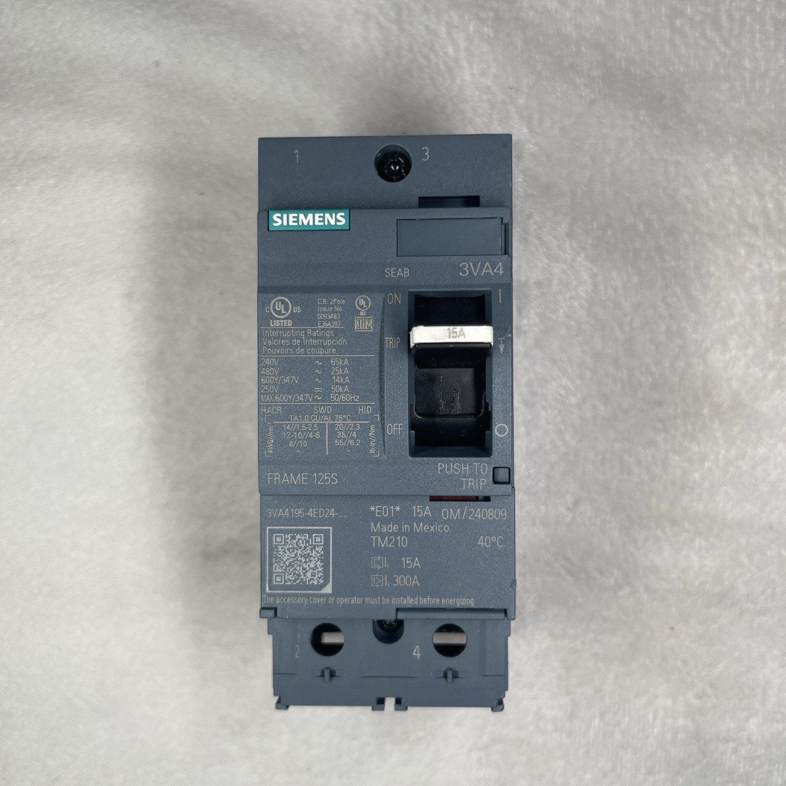 Siemens 3VA4195-4ED24-0AA0 15 Amp 600Y/347 V 2 Pole Circuit Breaker 25 kA @ 480V