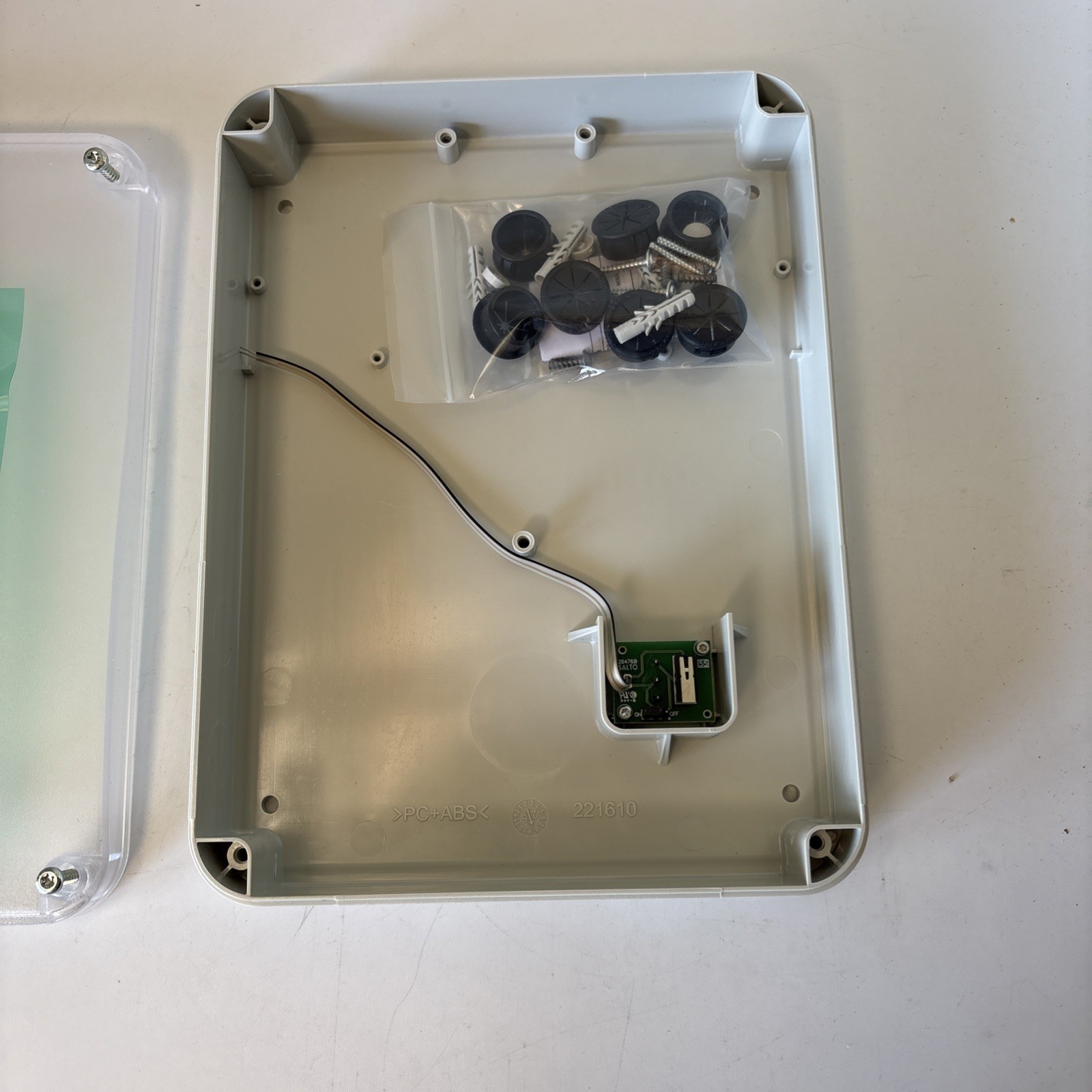 SALTO Plastic Enclosure – New – Plastic Covering – Anti-Tamper