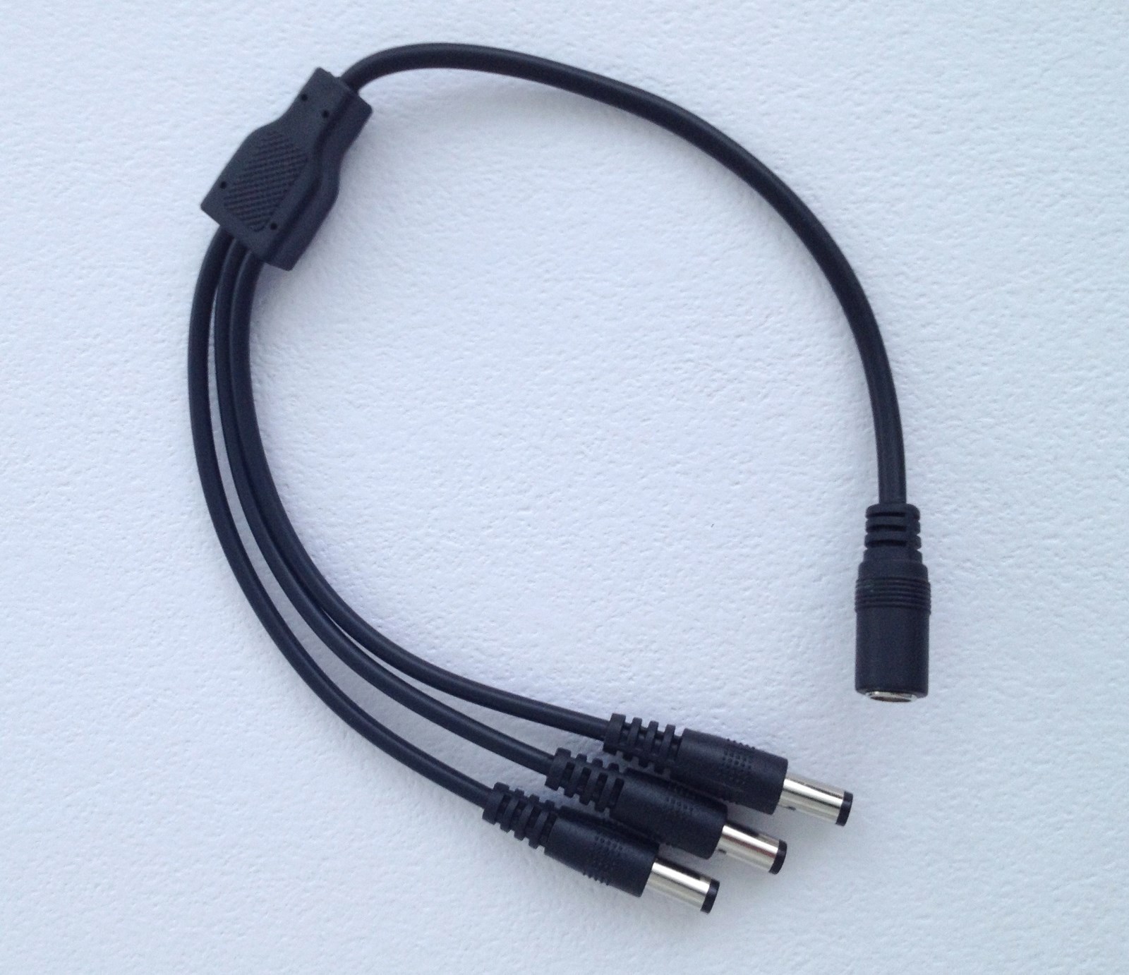Splitter 3 Way Power Harness LED Lighting 2.1 x 5.5 Barrel DC Connector 12 Volt