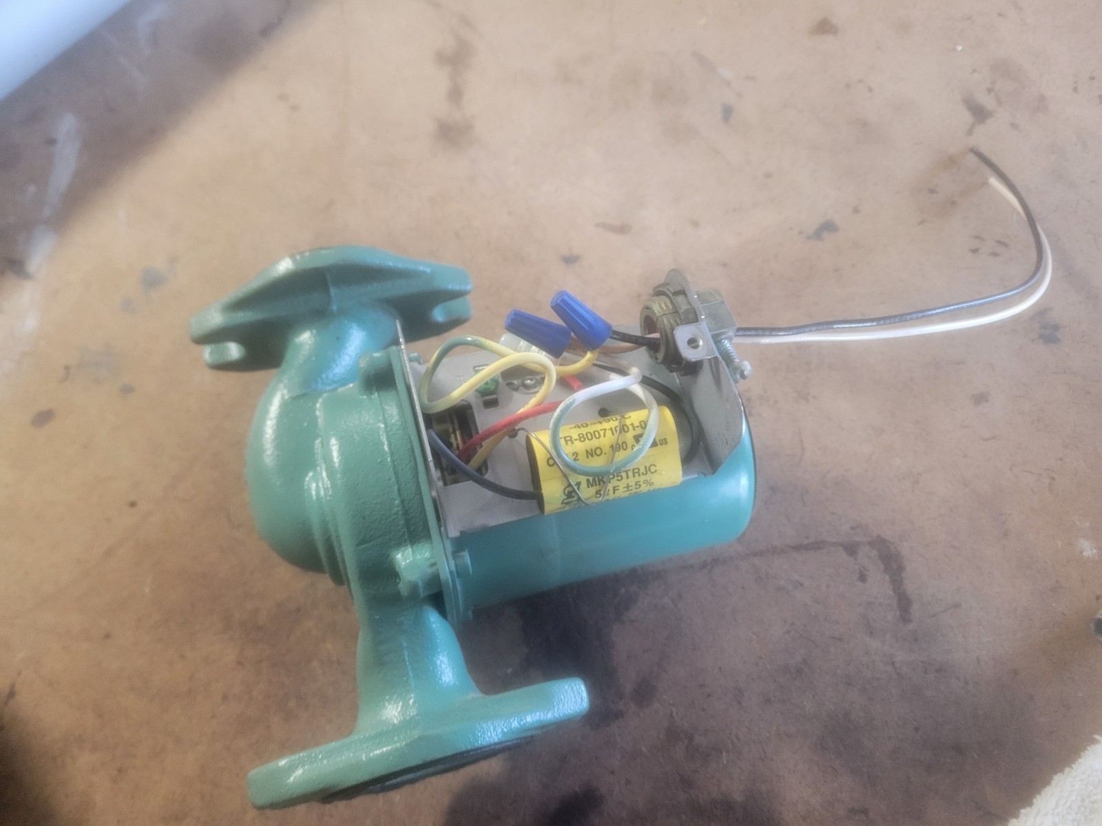 Taco 007-F5 Cast Iron Circulator Pump 1/25 hp 115V 3250 RPM