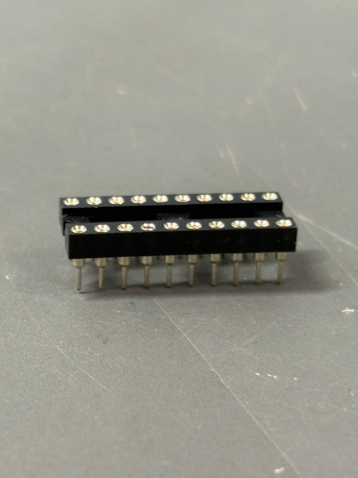 87x 16 Pin DIP IC Socket Gold Plated Through Hole 2.54mm Pitch IC Socket
