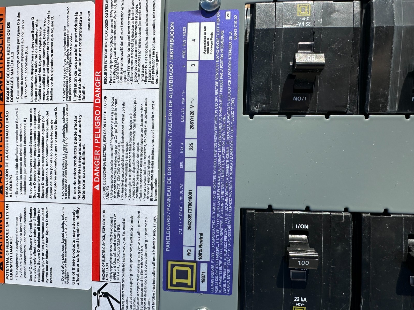 SQUARE D HCP 19385 MAIN LUG 600AMP I LINE panelboard