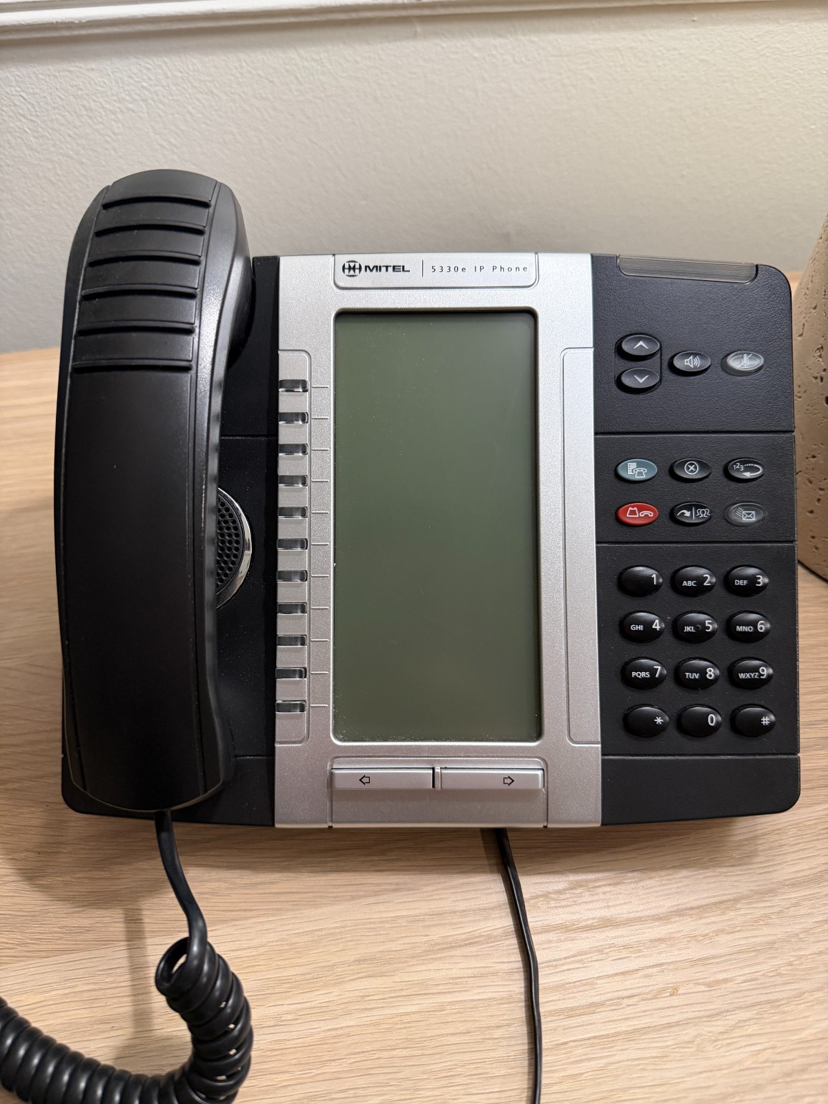 Mitel 5330E IP Phone w/ Wired Headset Backlit Display “No Power Supply” 50006476