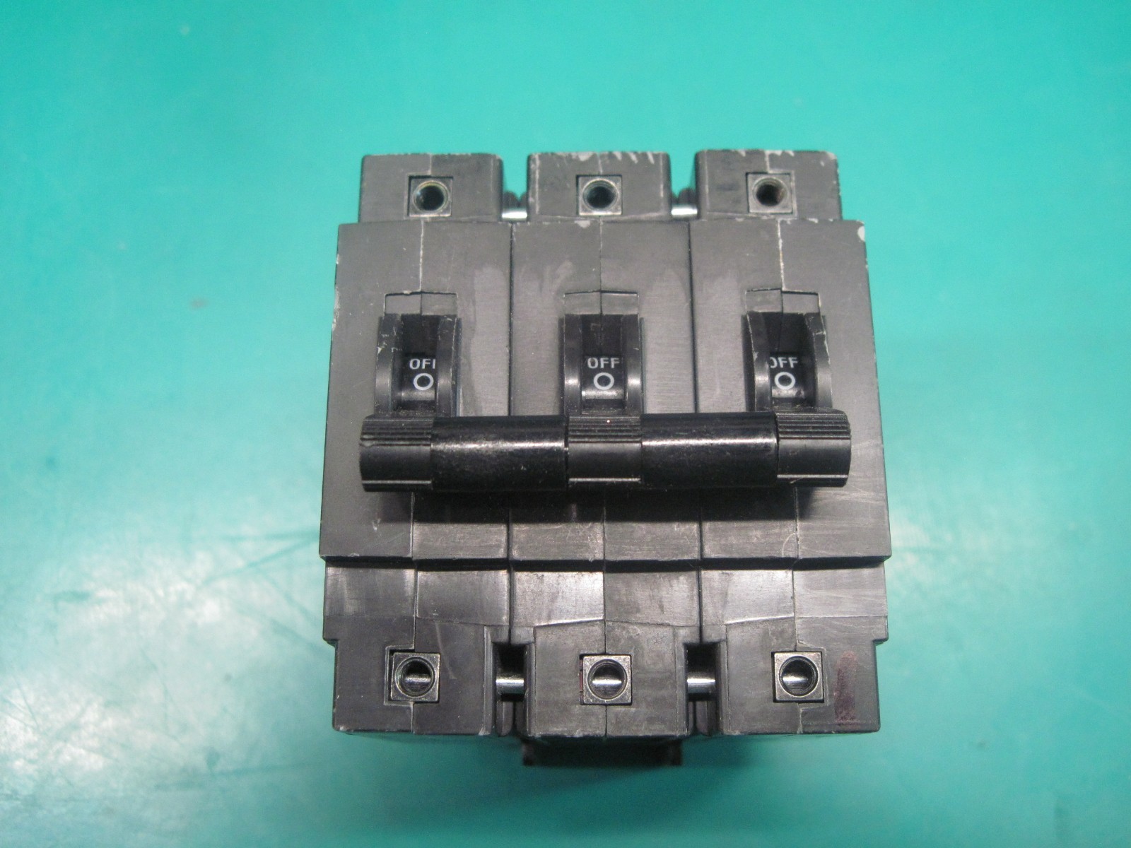 IELHK111-1-62F-50.0-D-01-V AIR PAX 3 POLE CIRCUIT BREAKER