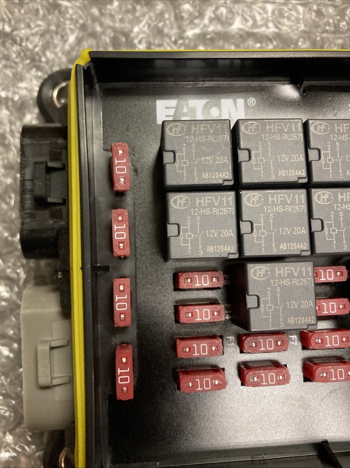 NEW EATON Power Distribution Module Fuse Holder | 31S-002-0 | U.S.A SELLER