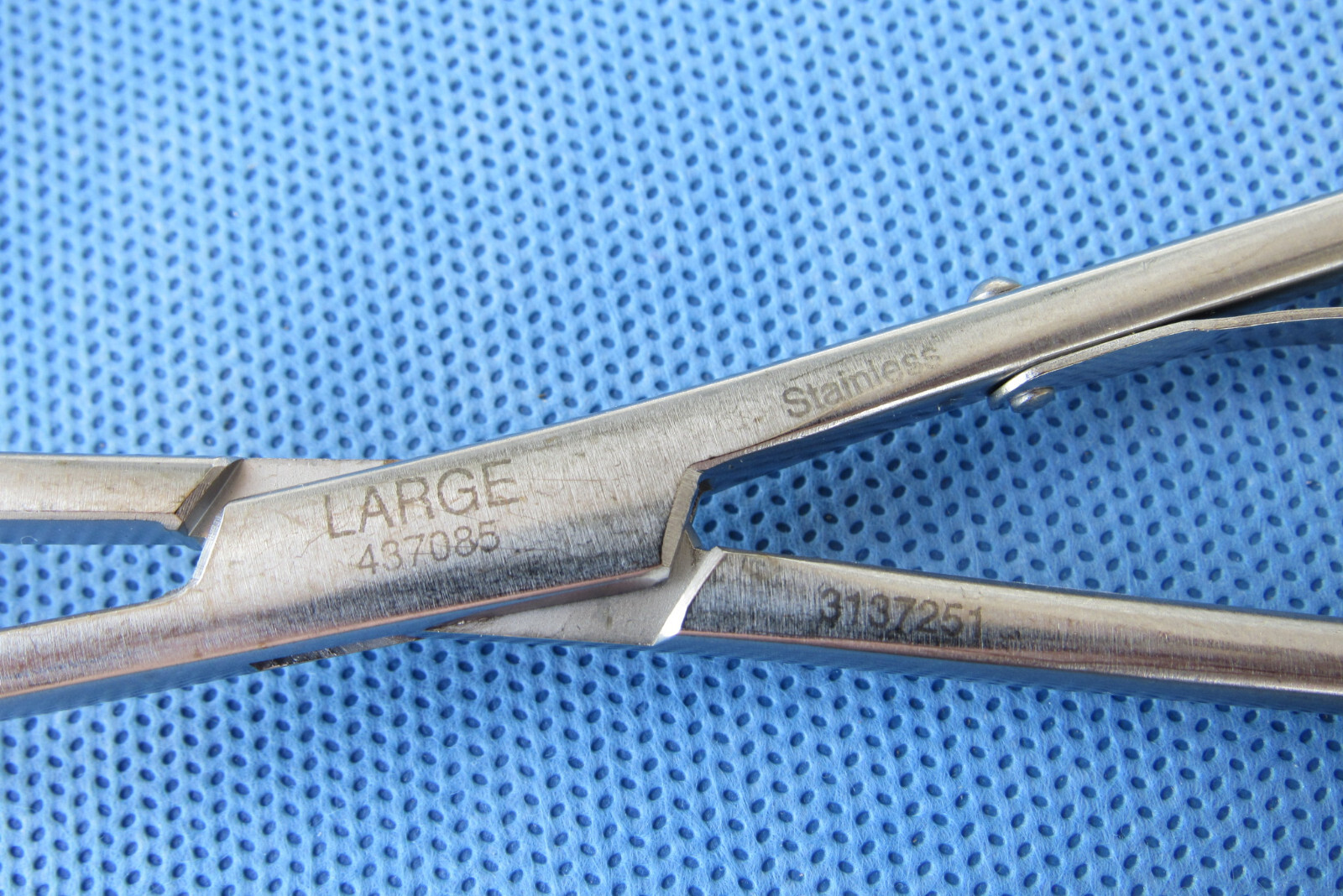 Teleflex Weck Horizon 437085 Applier Large 8″ Angled Jaws Stainless Steel