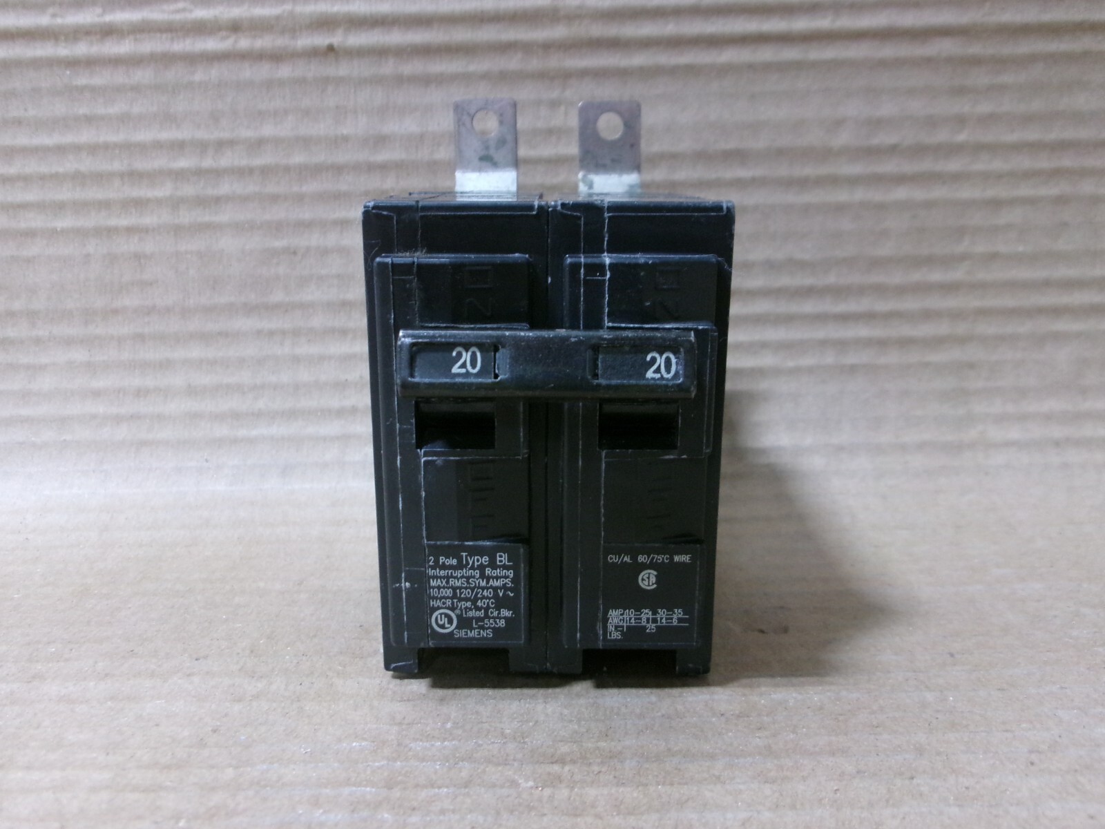 New Siemens BL B220 2 Pole 20 Amp 240V Circuit Breaker NTO