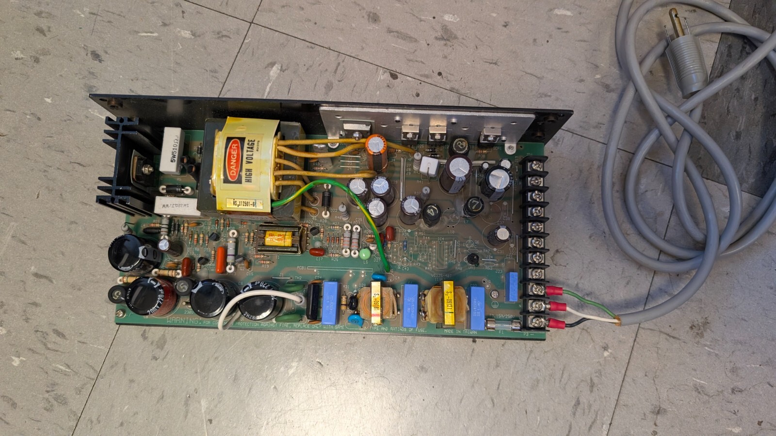 HiTron AC 110-120V to multiple DC outputs converter +5/+12/-12/+90 Open frame