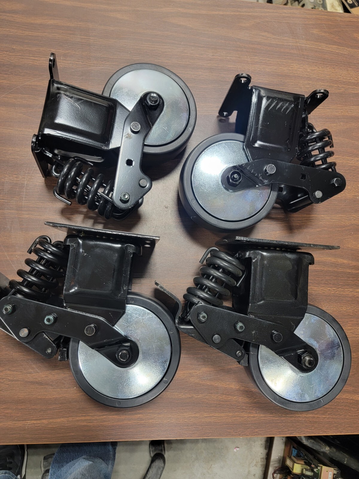 NEW 4 Heavy Duty 6″ x 2″ Spring Suspension Tool Box Casters 1,000 lbs SALE!