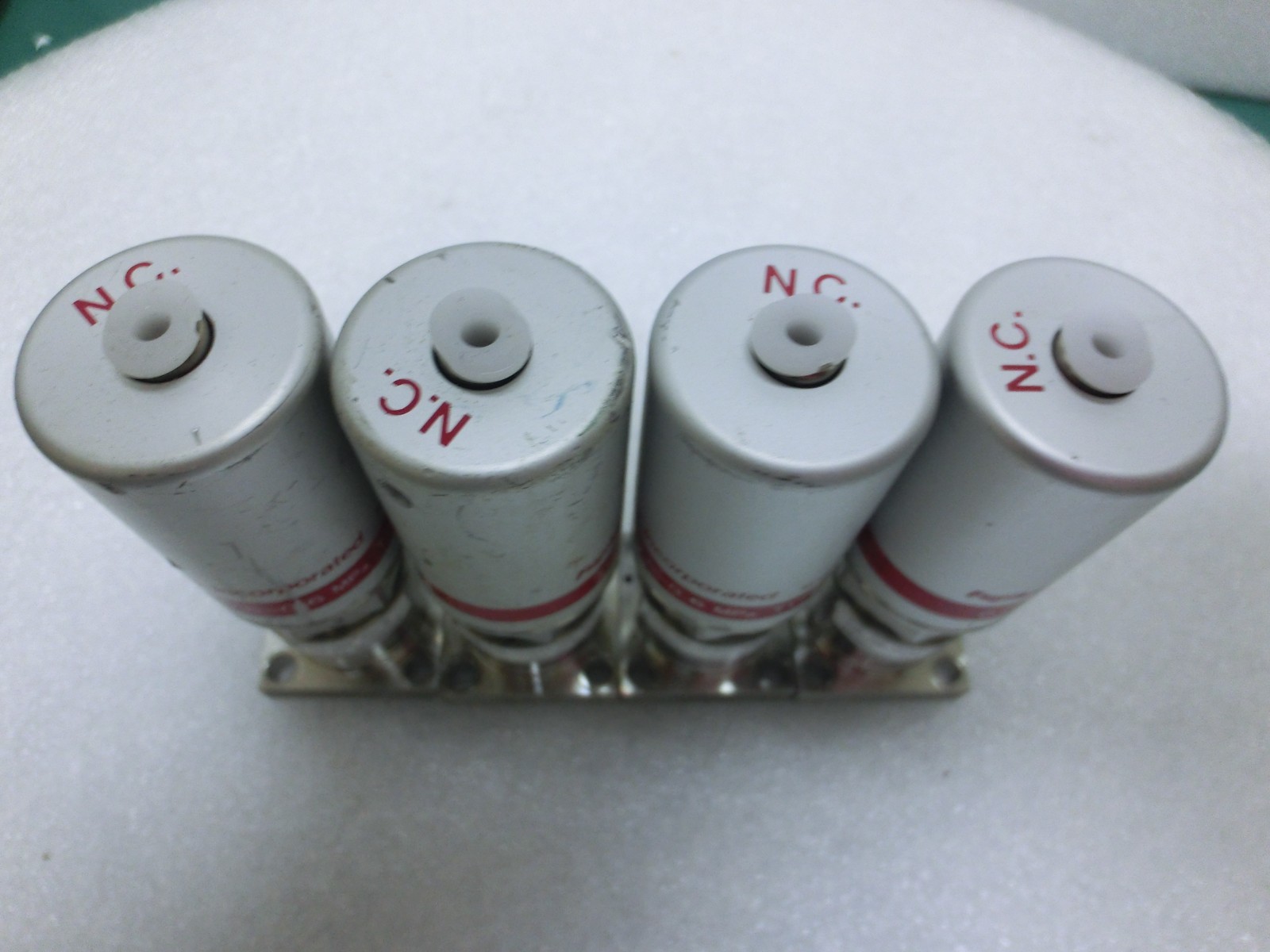 4pcs Fujikin 565601 Lam 766-197842-003 Rev B O.P. 0.5~0.6mPa N.C. Diaphragm~9934