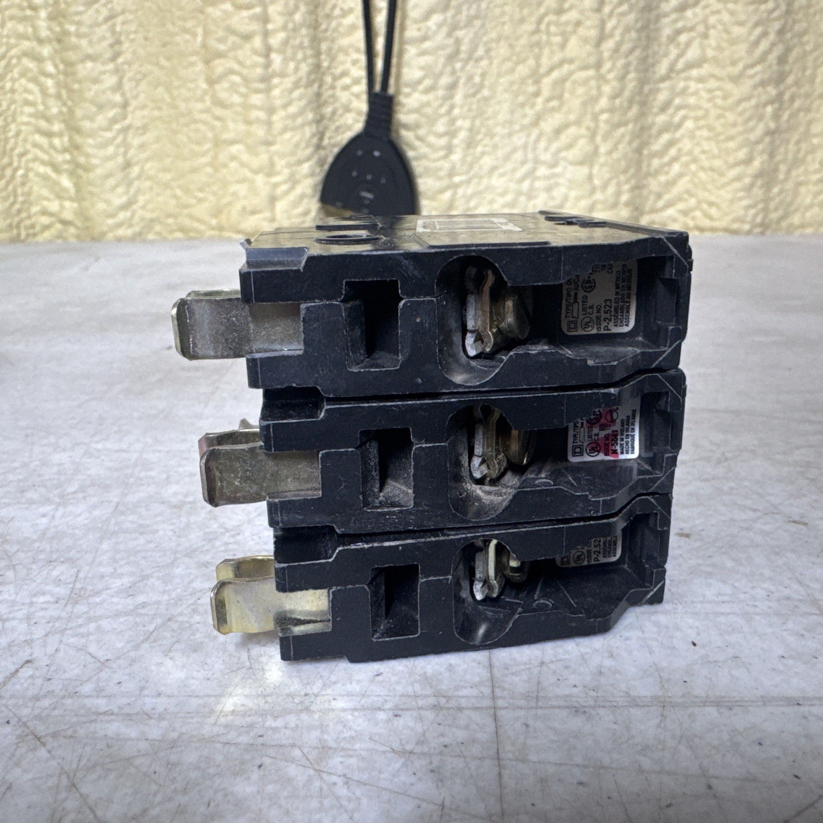 LOT OF 3 Square D QO 30 AMP Single Pole Circuit Breaker QO130CP