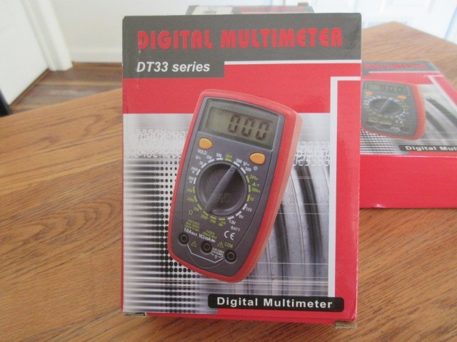 DT33D Multimeter Tester 2000 Counts Digital with DC AC Voltmeter BRAND NEW