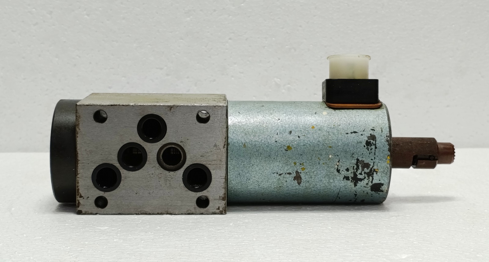 WANDFLUH A4Z101a S161 H4 Solenoid Operated Spool Valve 160 Bar NG6 Used Surplus