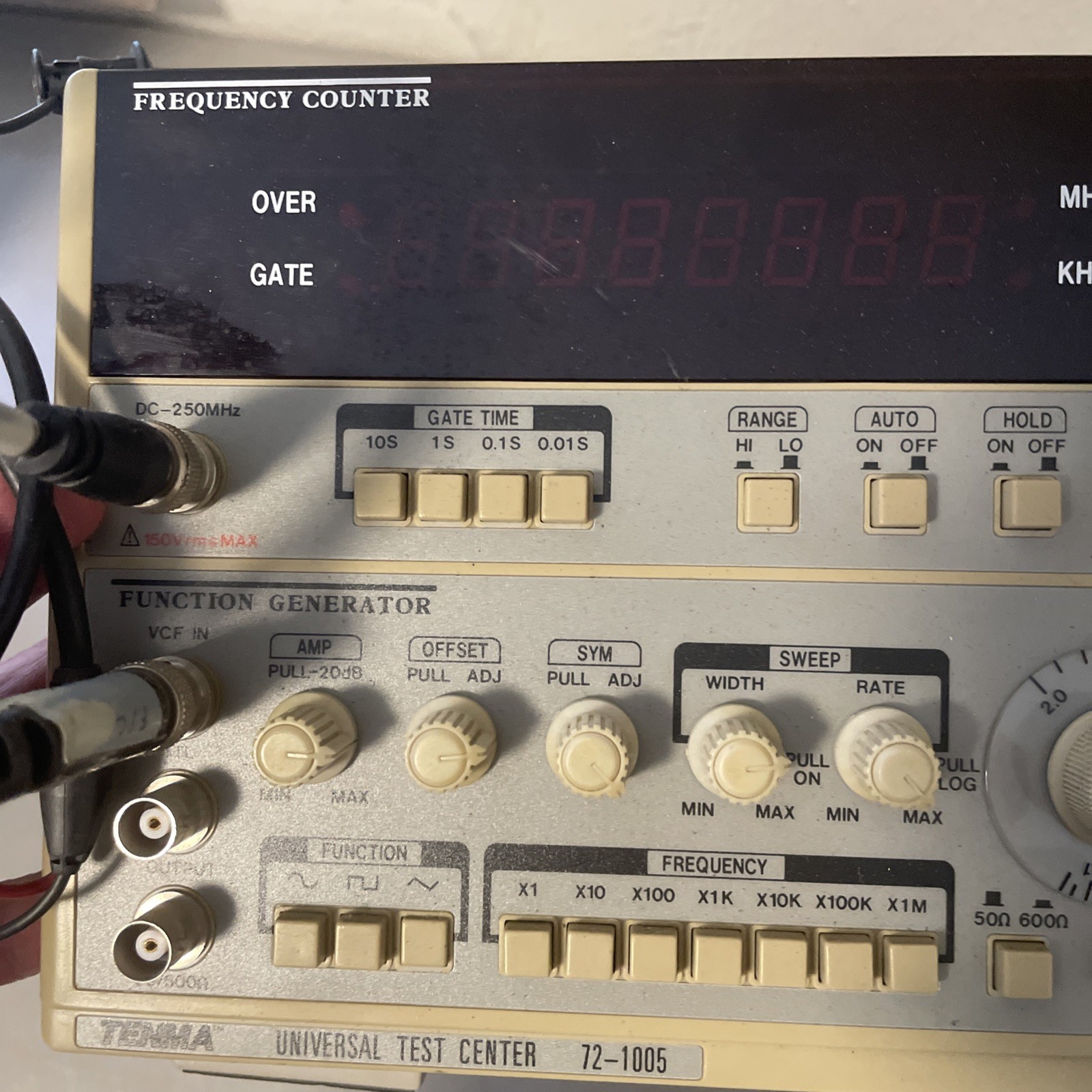 Tenma 72-1005 Universal Test Center Digital Multimeter w/Probes