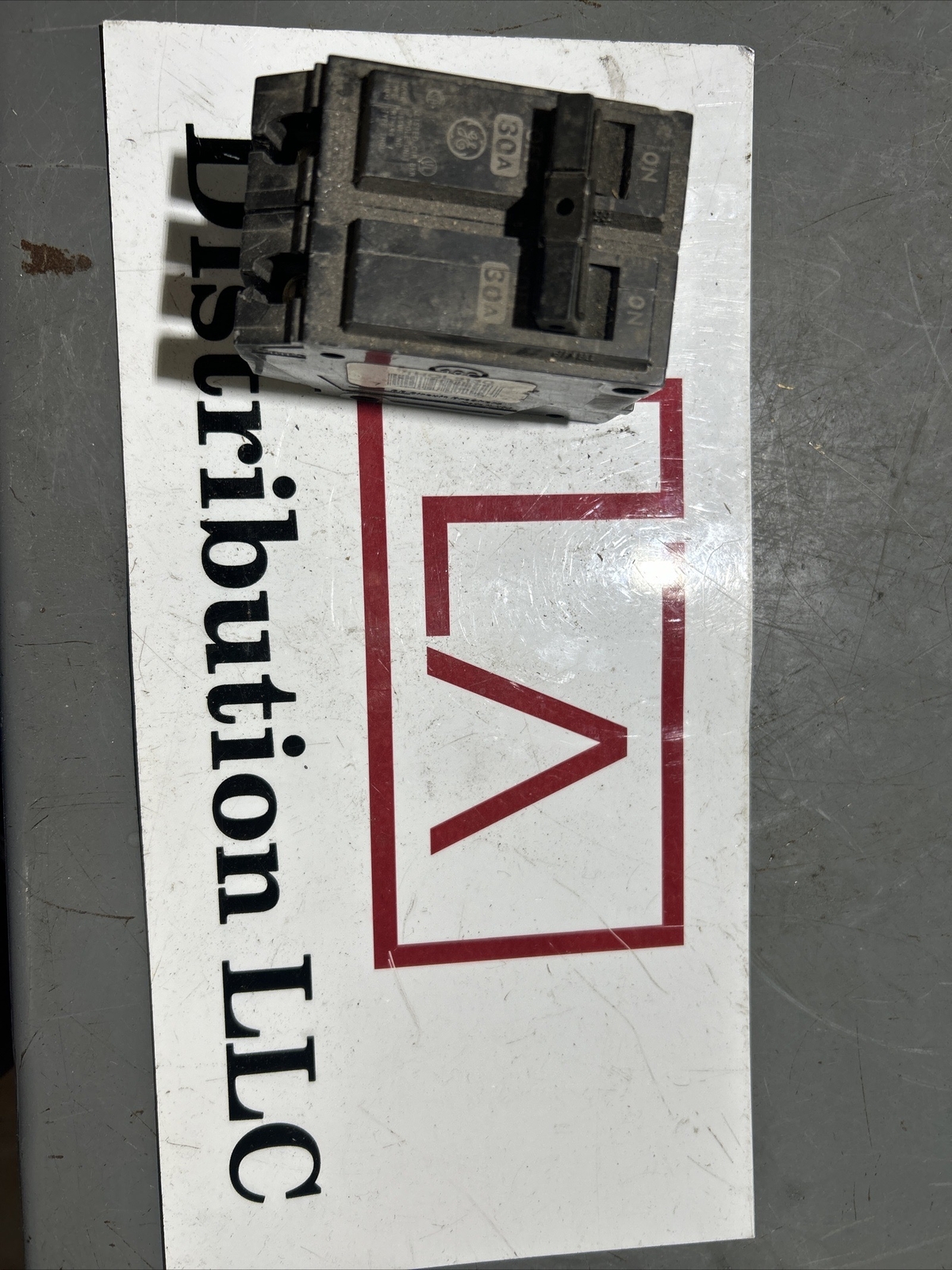 General Electric THQB2130 Bolt-On Circuit Breaker 30A 240V 2P 1PH THQB 30 AMP