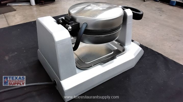 Waring WW180X Commercial Single Belgian Waffle Maker