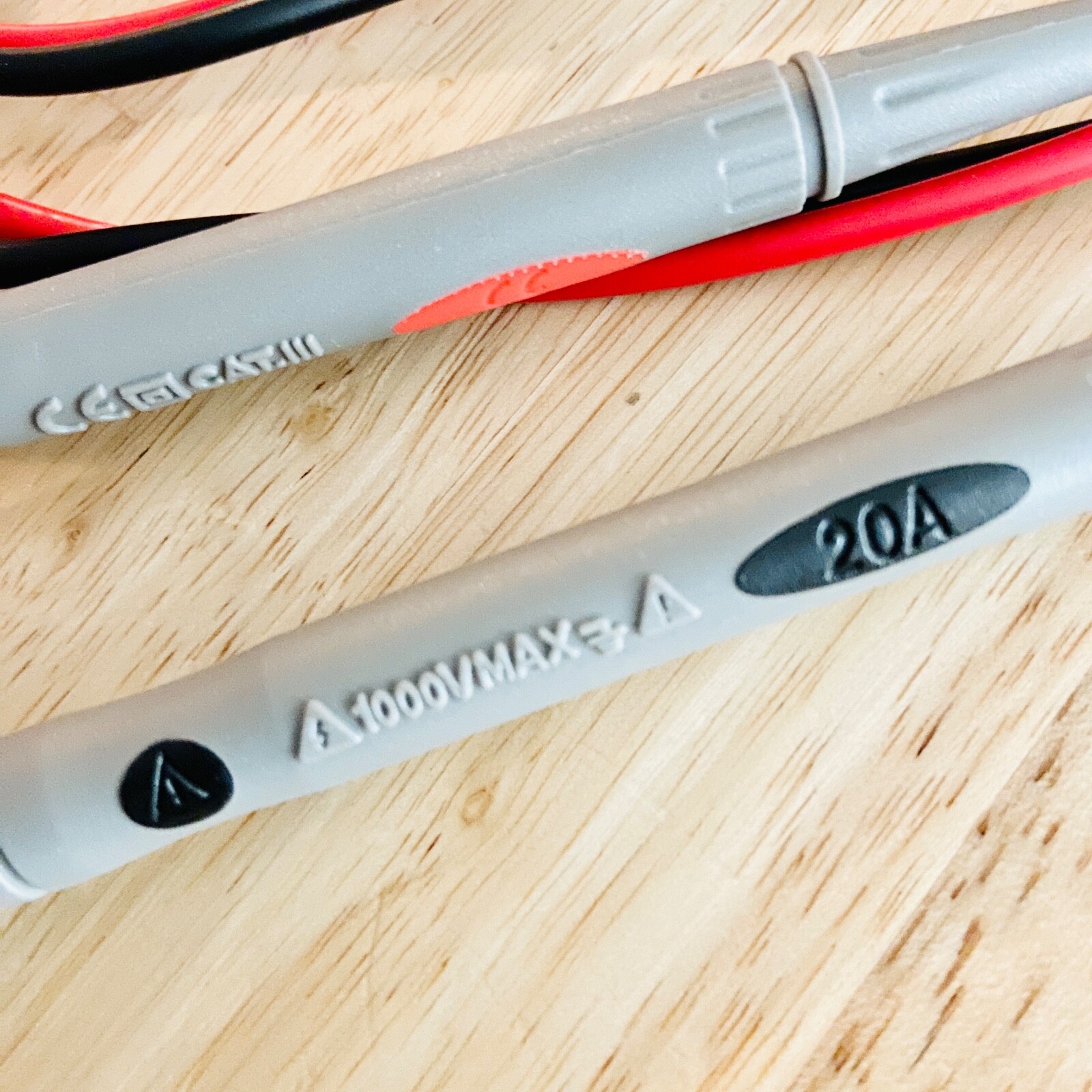 1 Pair Test Lead Probe cable for Digital Multimeter Fluke CAT III 1000V 20A 0.8M