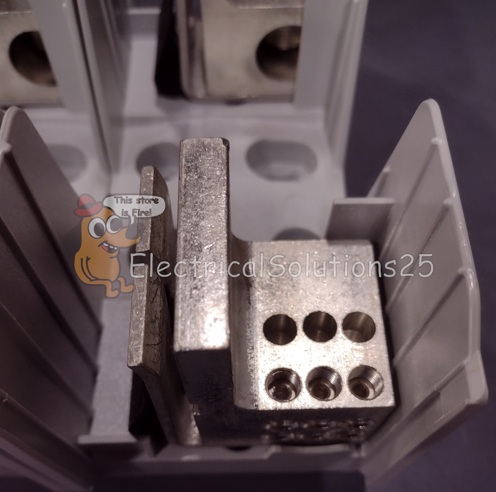 New Eaton JM60400-3MW16 400A 600V 3-Pole Class J Fuse Block – Free Shipping
