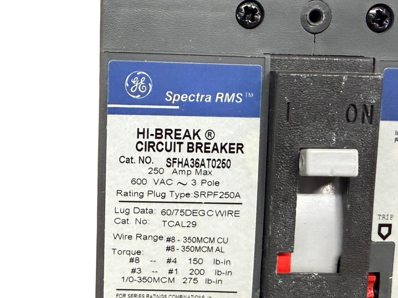 GE SFHA36AT0250 250A 3-PHASE 3-POLE 600V SPECTRA SFHA ELECTRONIC CIRCUIT BREAKER