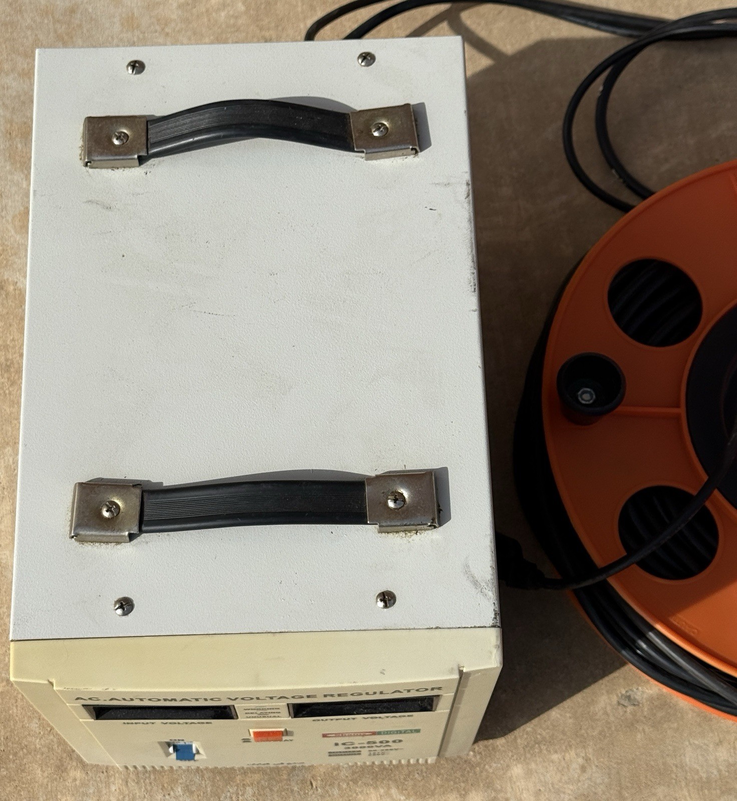 Shams AC Automatic Voltage Regulator IC-500 +Cord 3000VA 80-260v~ 127v~ 220v~