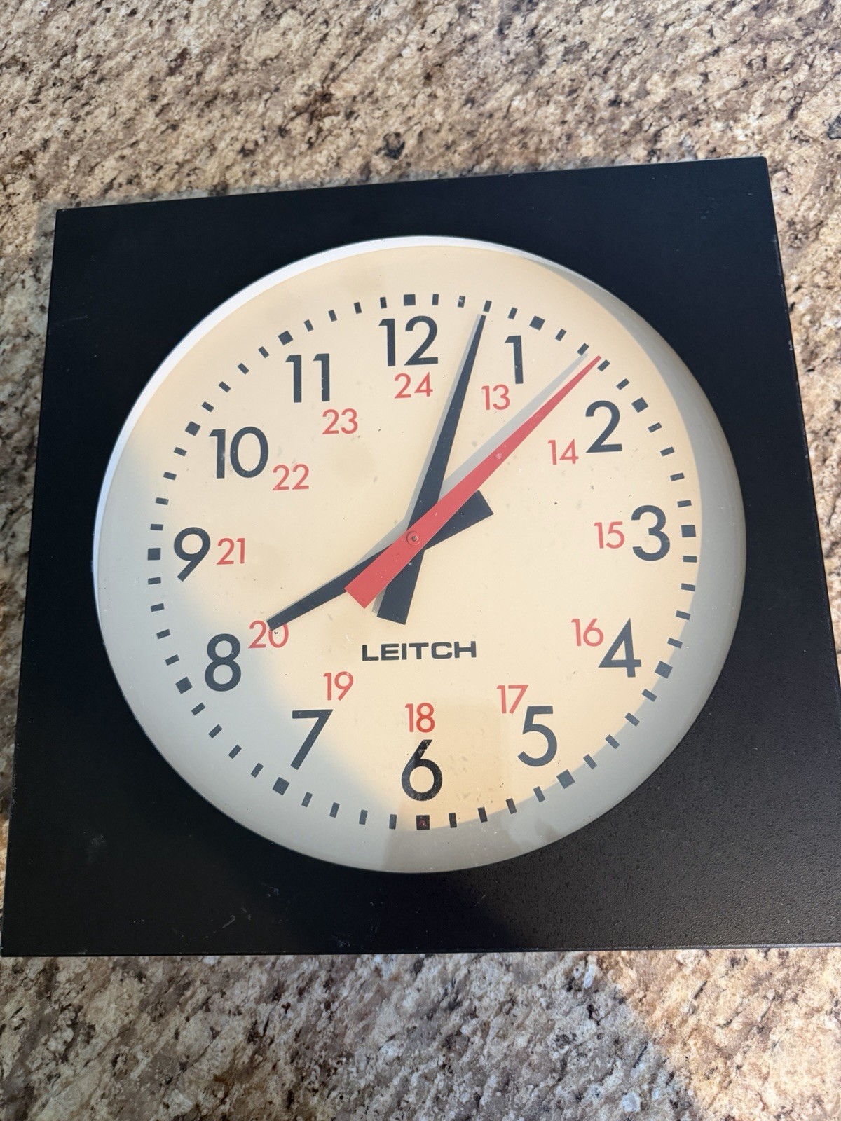 Leitch Clock Adc 5112 14 Inch Diameter