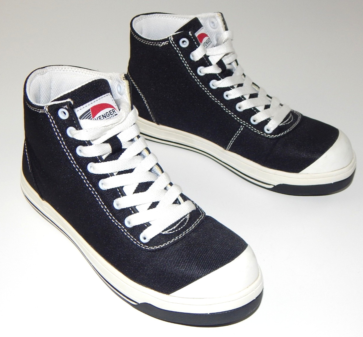 AVENGER Women’s Steel Toe Safety Non Slip Black/White Hi-Top Sneakers Size 8 EUC