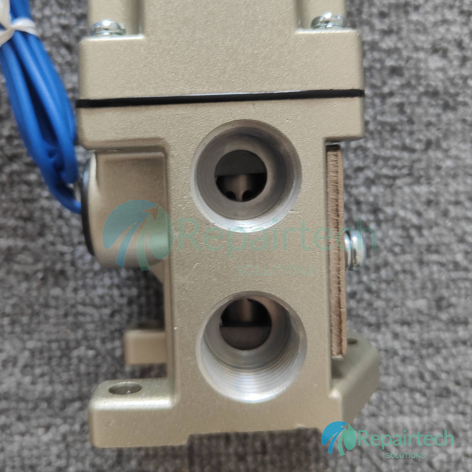 Brand 1Pcs VS3135-043 Fit SMC solenoid valve AC110V 50/60Hz,AC100-110V 50Hz