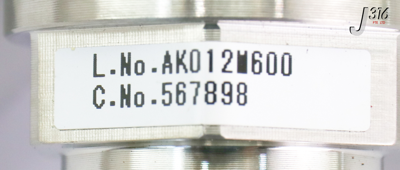 L3878 (LOT OF 30) FUJIKIN DIAPHRAGM VALVE, TYPE N.O., O.P. 0.5~0.6MPA 567898