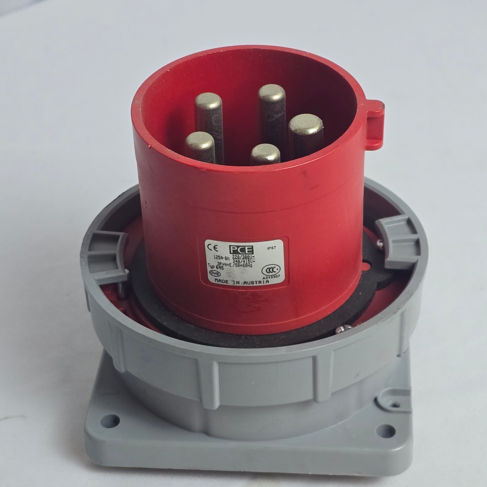 PCE Typ 645 Industrial Flanged Plug 125A 5-Pin 3P+N+E IP67 415V Power Inlet