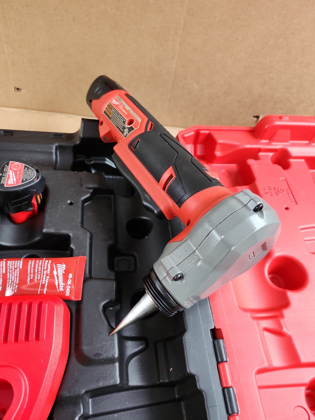 Milwaukee 2532-22 M12 FUEL ProPEX Expander Tool Kit 1/2″ to 1″ RAPID SEAL