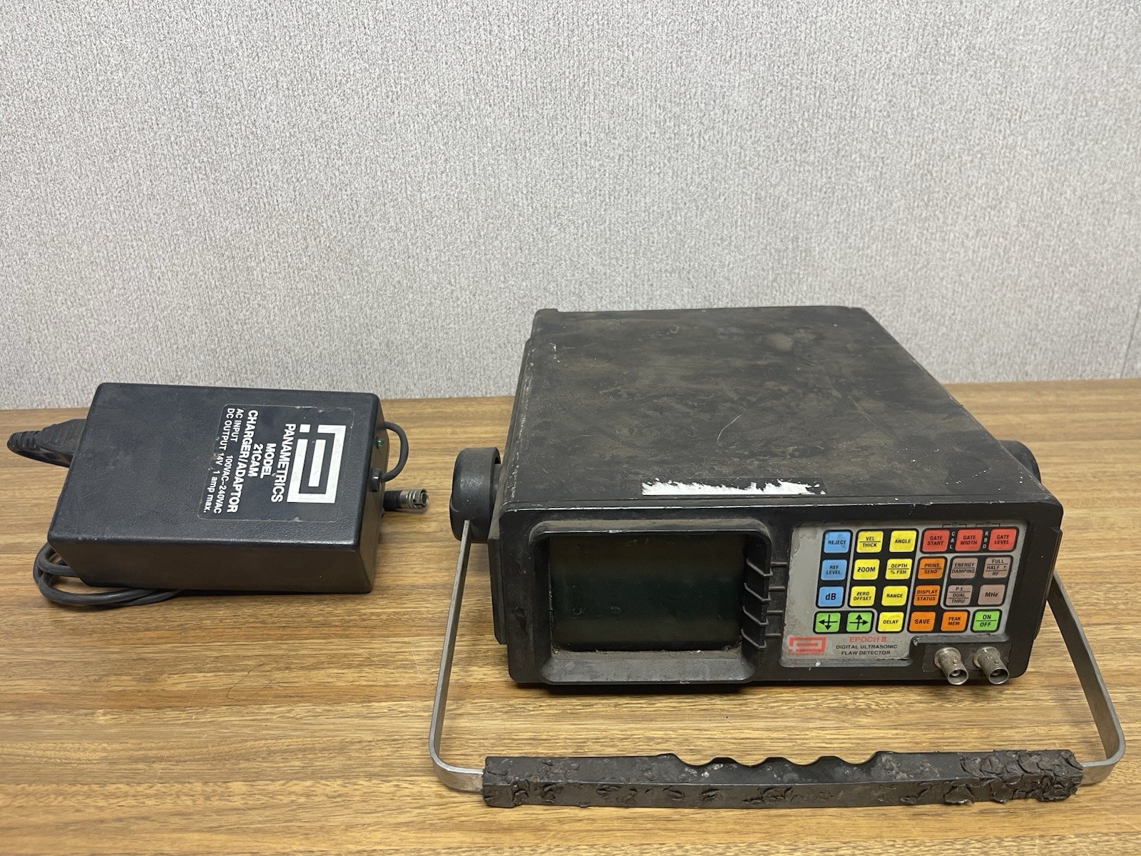 Panametrics Epoch II Model 2100 Ultrasonic Flaw Detector – parts/repair NDT NDE