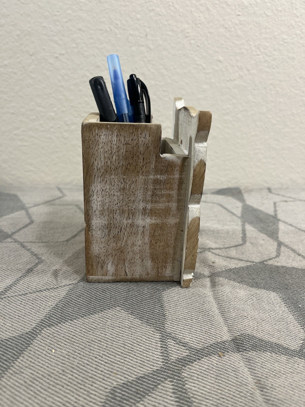 Owl Design Rustic Wood Pencil/Pen/Eyeglass Holder Desk Sitter