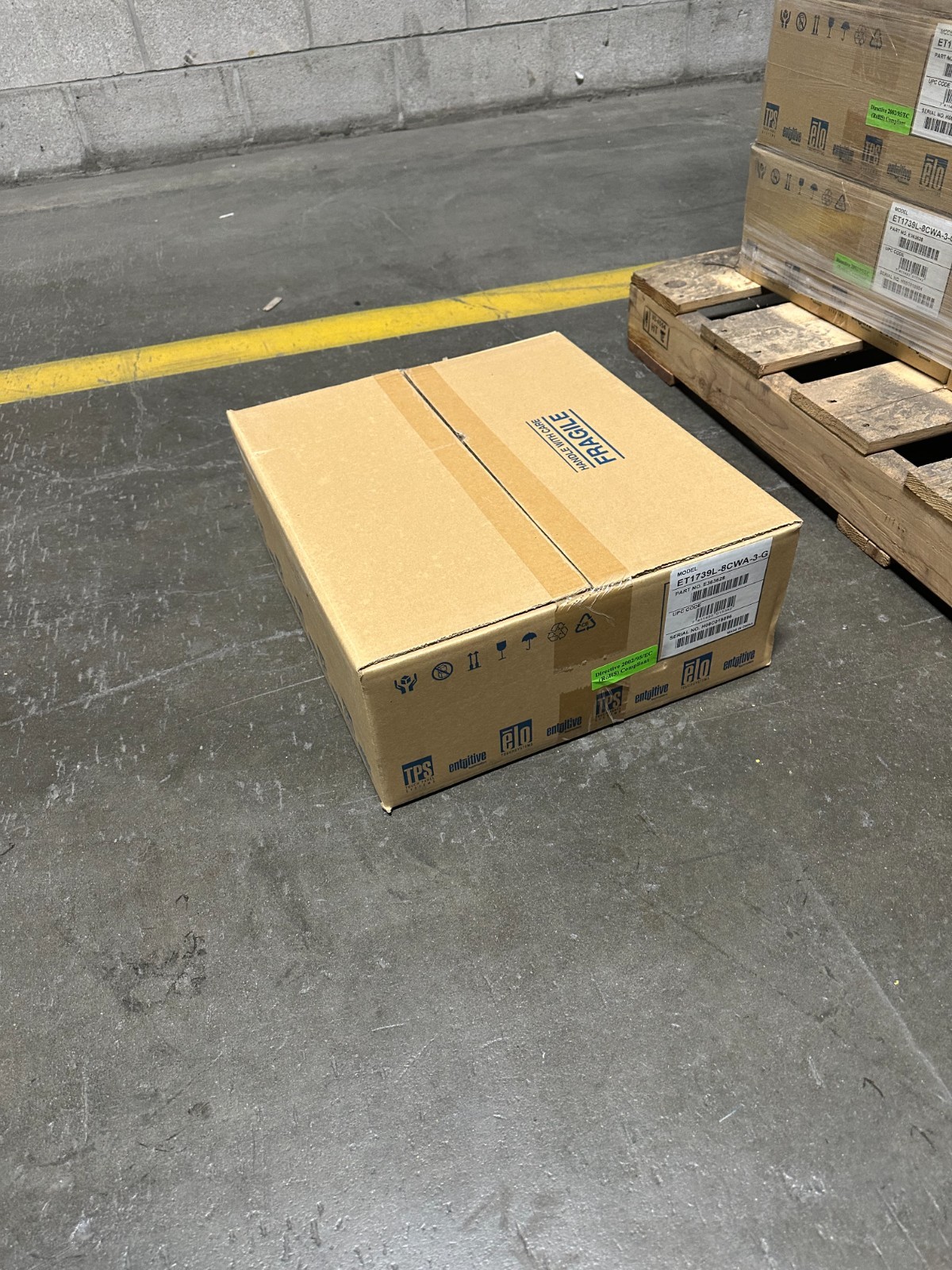 NEW ELO ET1739L-8CWA-3-G TOUCH MONITOR