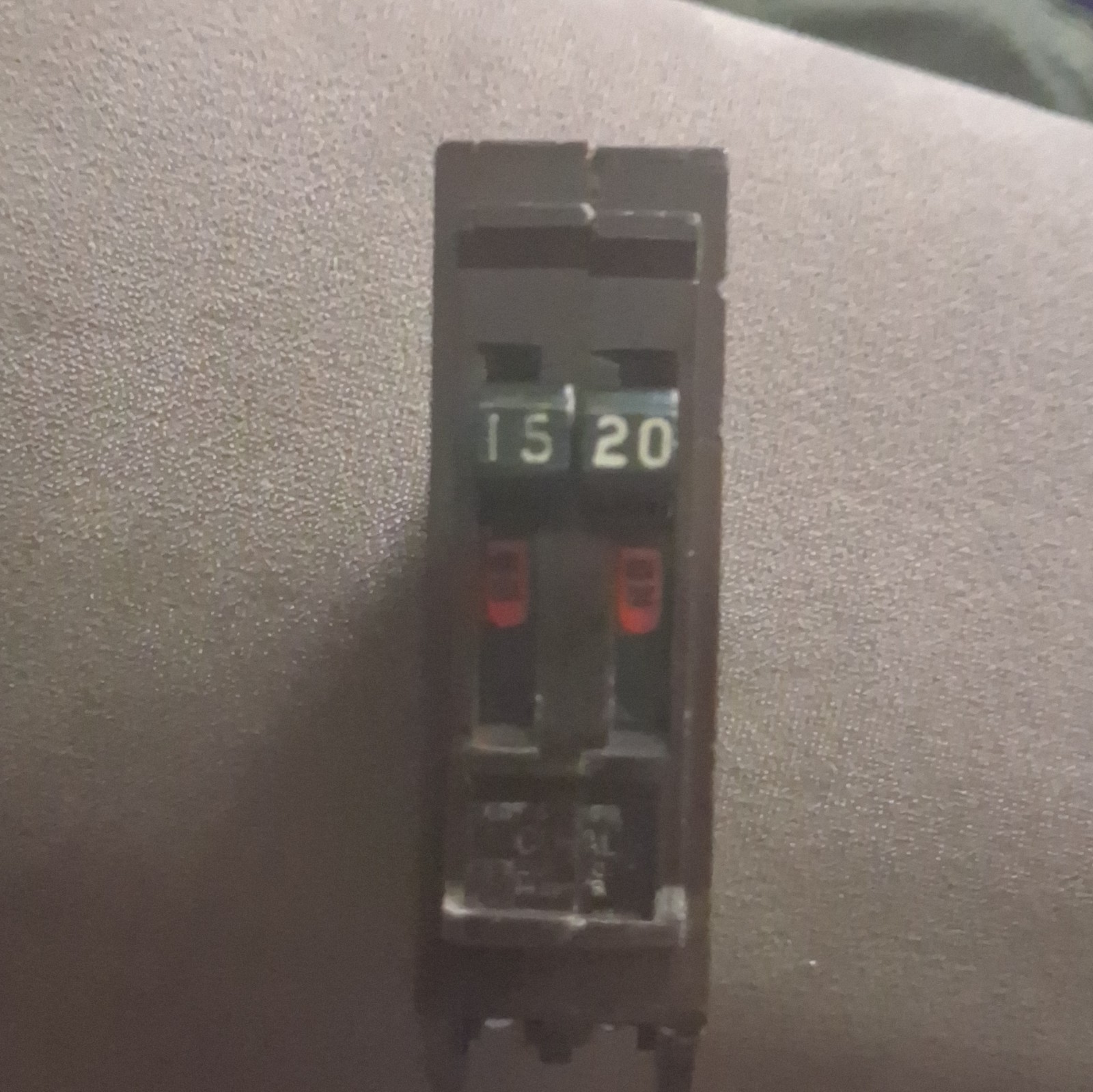 Wadsworth B20D15 2-Pole Circuit Breaker 20A 120/240V AC Trip Indicator