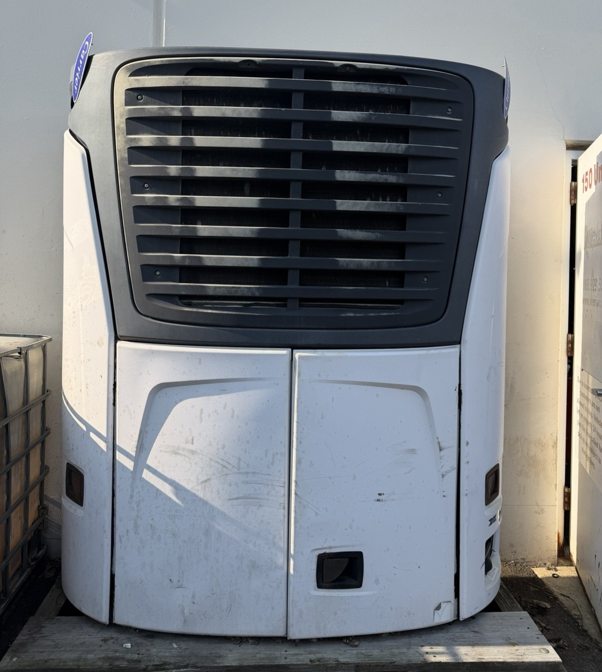 Carrier 2100A Reefer Refrigeration Unit Front Assembly Housing White/Black