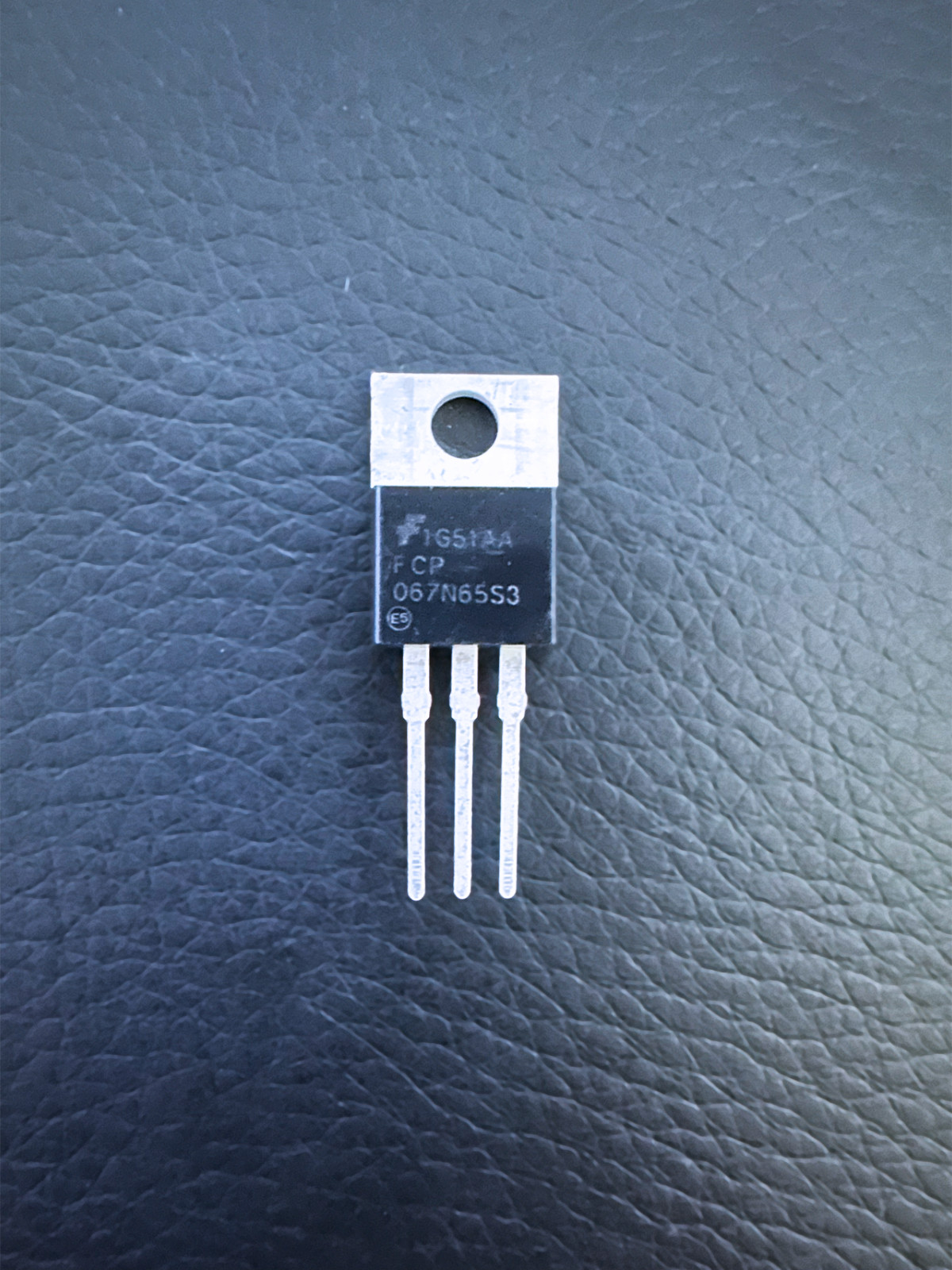 2Pcs FCP067N65S3 Fairchild N-Ch Power MOSFET 650V 44A 67mOhm 312W TO-220