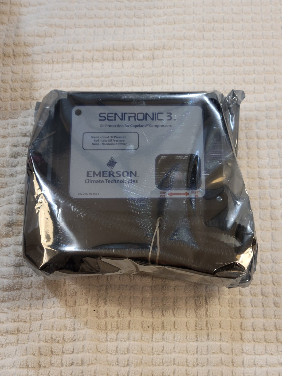 Copeland 585-1076-02 – Sentronic 3 MODULE & SENSOR KIT. New in Box Free Shipping