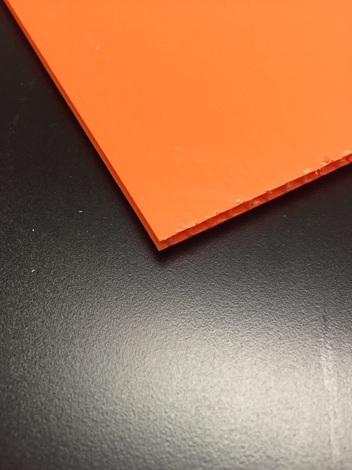 Coroplast 4mm 24″ x 18″ (65 Pack) Orange Corrugated Plastic Sheets Horizontal