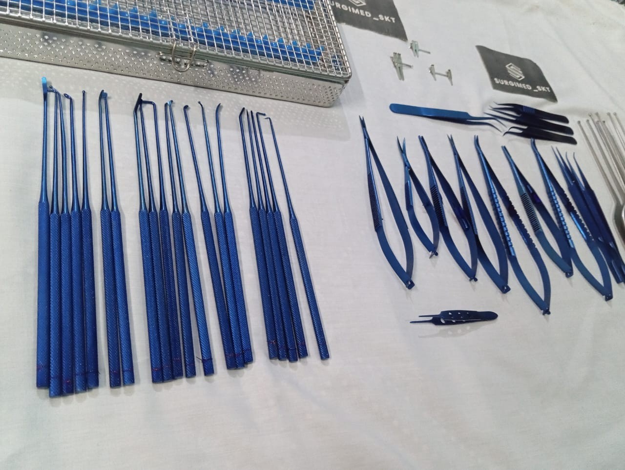 Micro surgery instruments set with box
