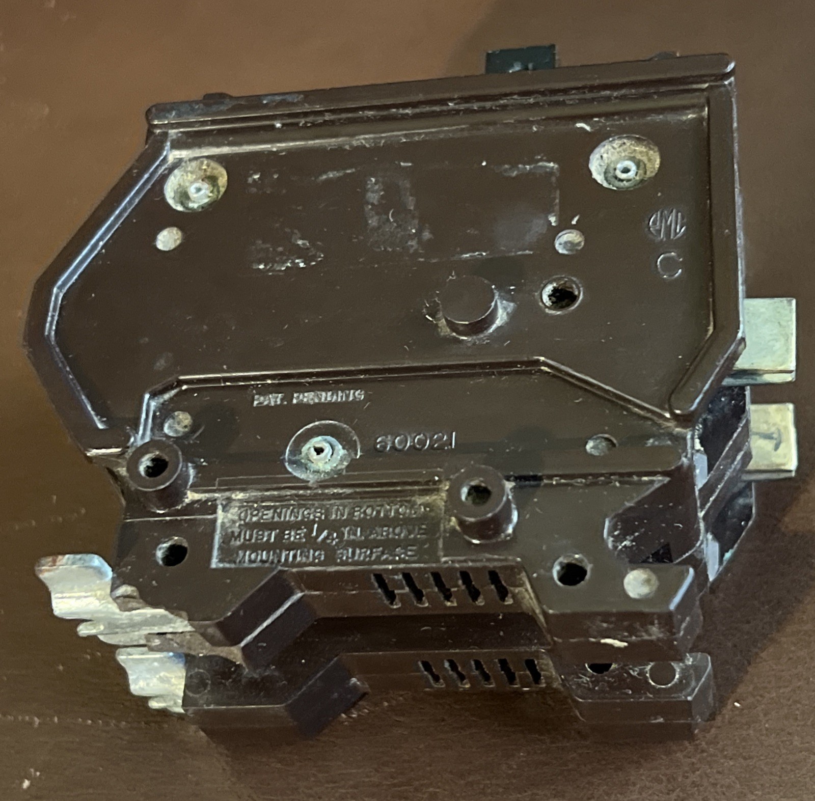 WADSWORTH 50 Amp 2 Pole Circuit Breaker Metal Foot. (CHIP, Missing Lug Screw)