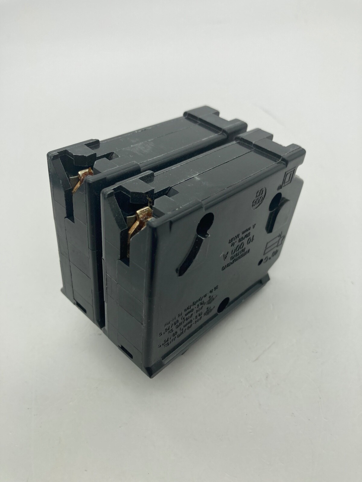 Square D Homeline HOM230 2 Pole 30 Amp 120 240V Type HOM Plug In Circuit Breaker