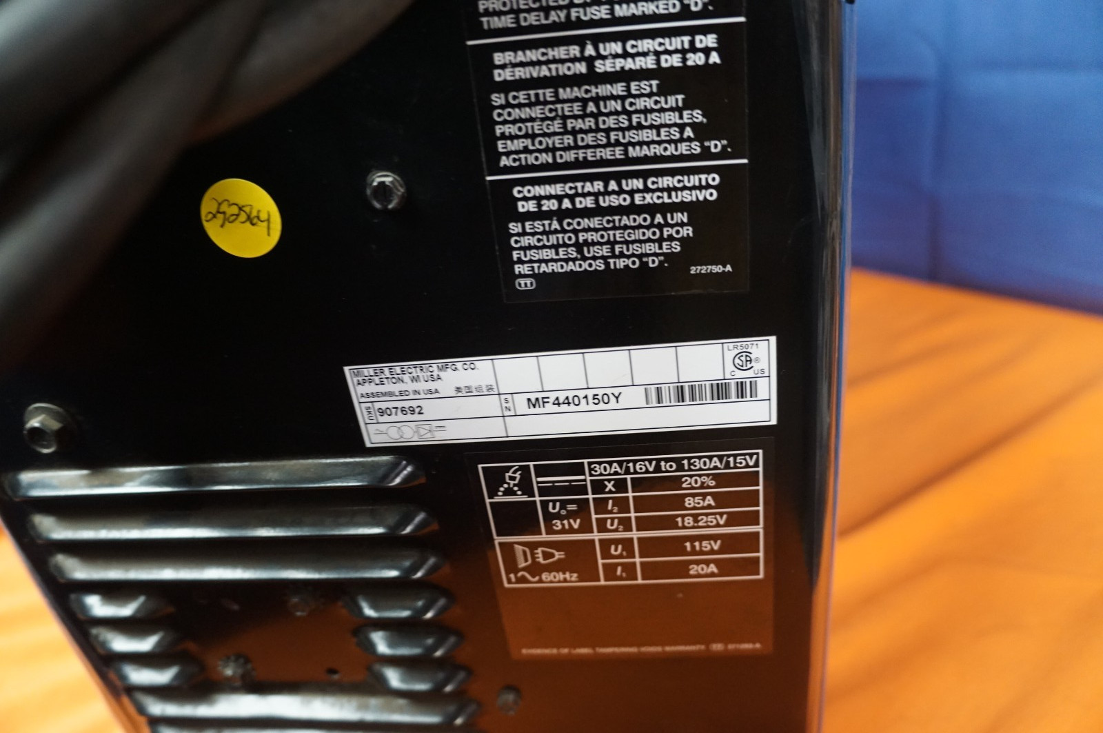 Miller Millermatic 125 Hobby Mig Welder 907692 & MIG Gun