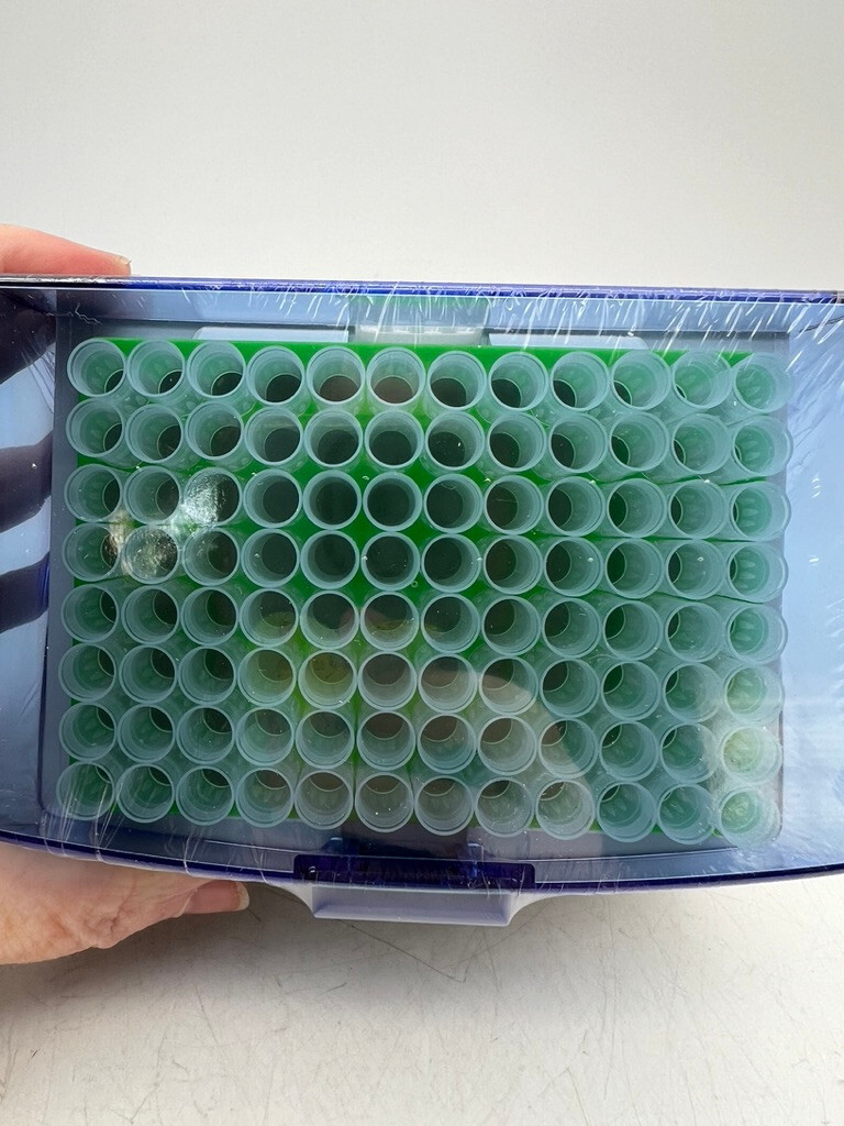 Lot 8 Boxes EPPENDORF epTIPS Pipette Tips Reloads Assorted Size as shown GERMANY