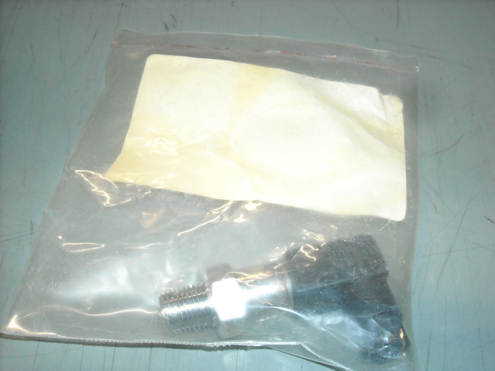 BARKSDALE UPA21H4-10 / UPA21H410 PRESSURE TRANSMITT, New Old Stock