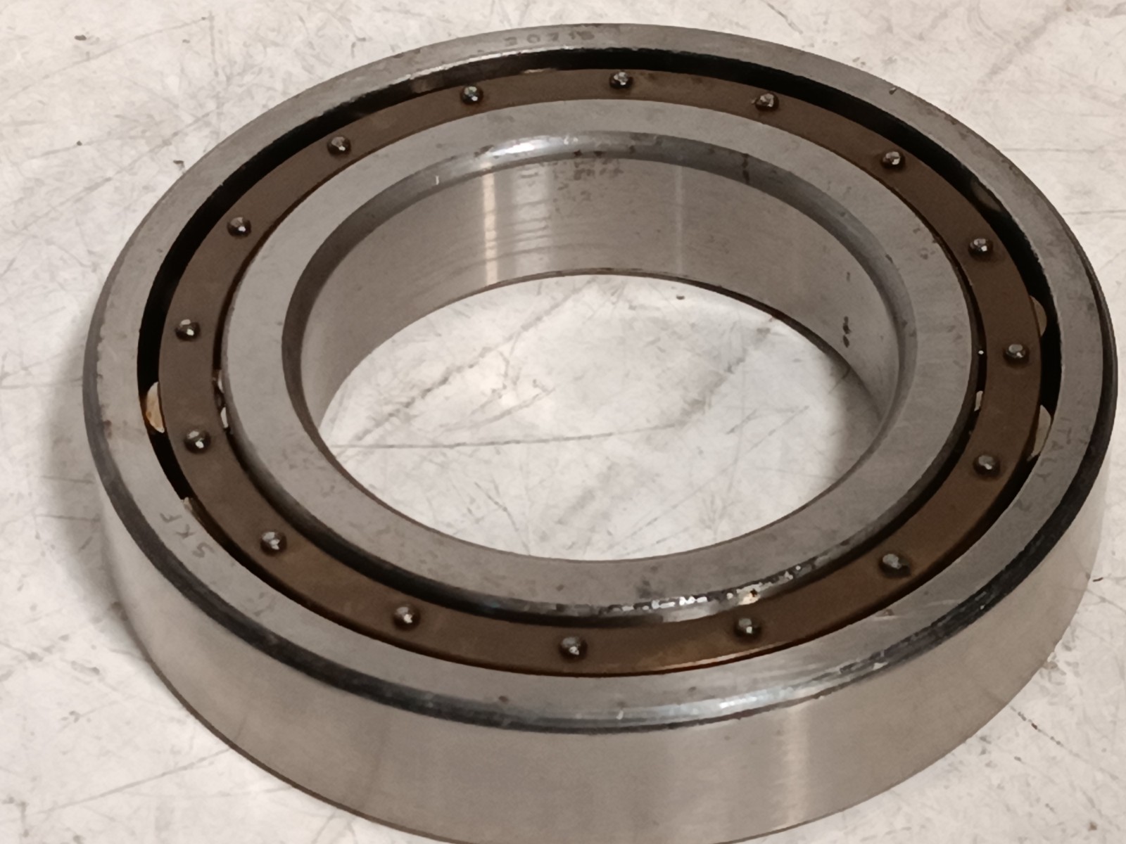 SKF 20215 Single Row Spherical Bearing 75mm x 130mm x 25mm, Steel in blue box
