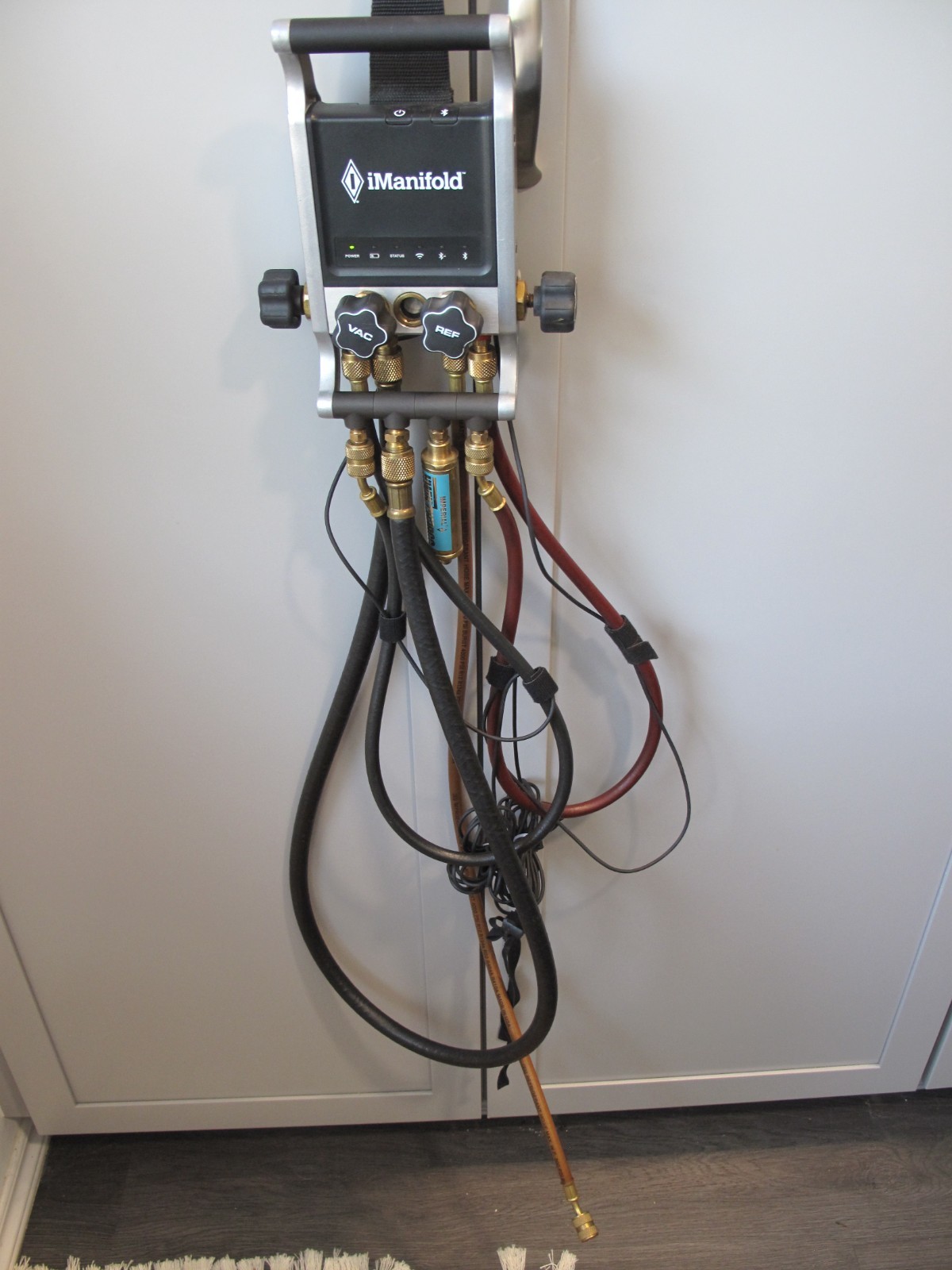 Imperial 900M Imanifold digital wireless hvac ac tech manifold refrigerant/freon