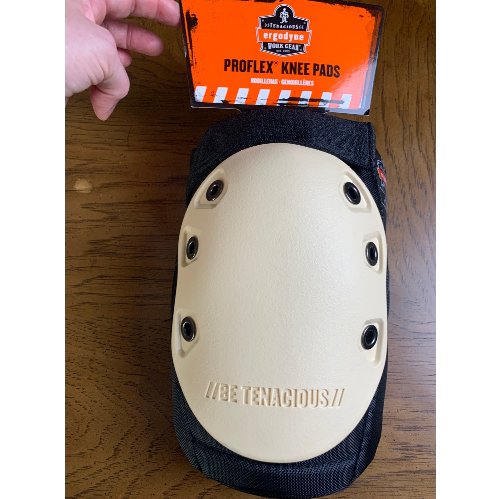 Ergodyne ProFlex 325HL Non-Marring Knee Pads Tan Cap