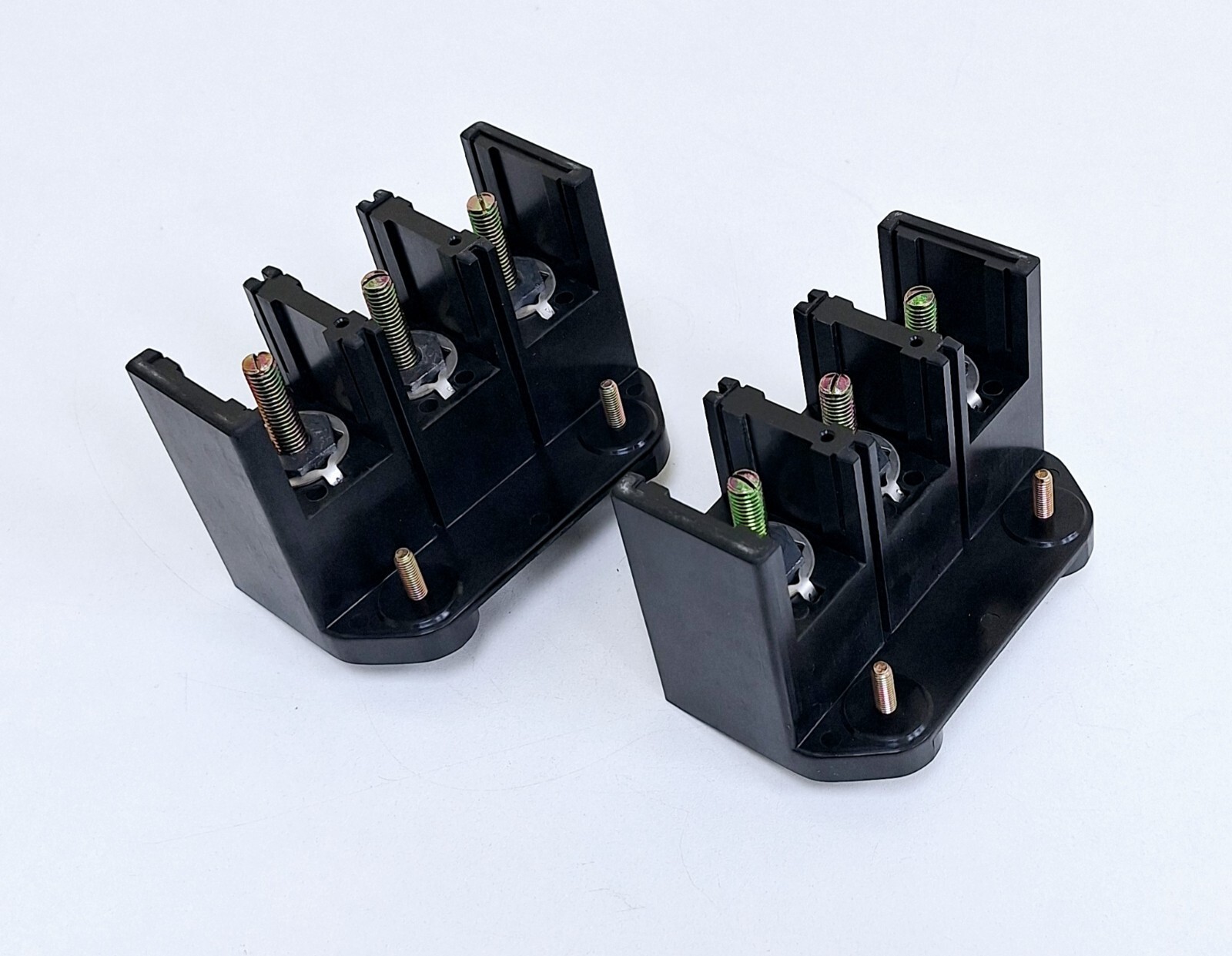 Terasaki TDM-3C Plug-in Mounting Block (Box of 2 pc)